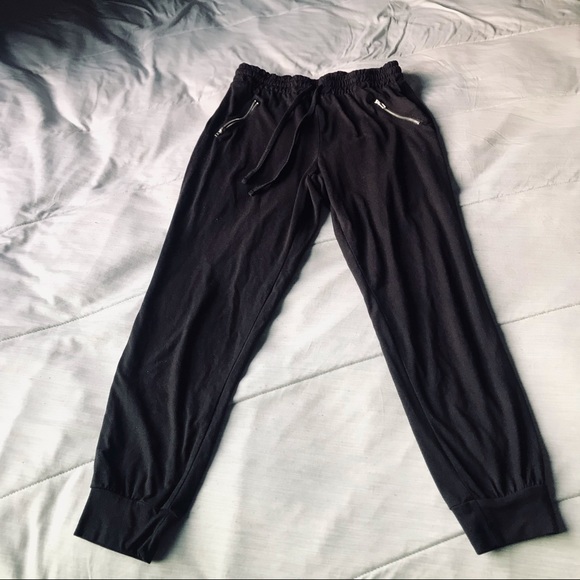 LoveMood Pants - NWOT. LoveMood Black Ankle Joggers